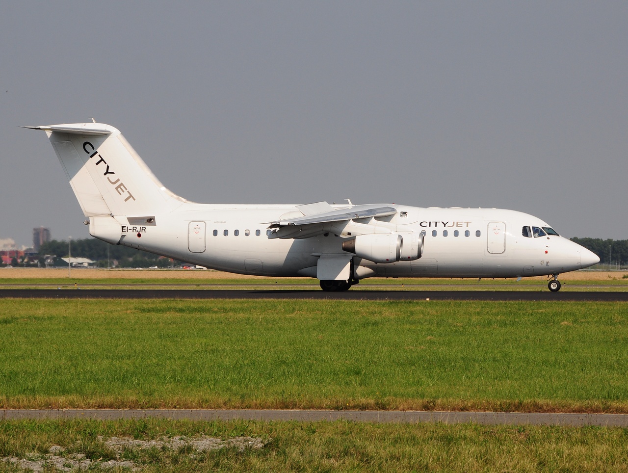 EI-RJR - RJ85 - Cityjet - AMS - 19-07-2016b