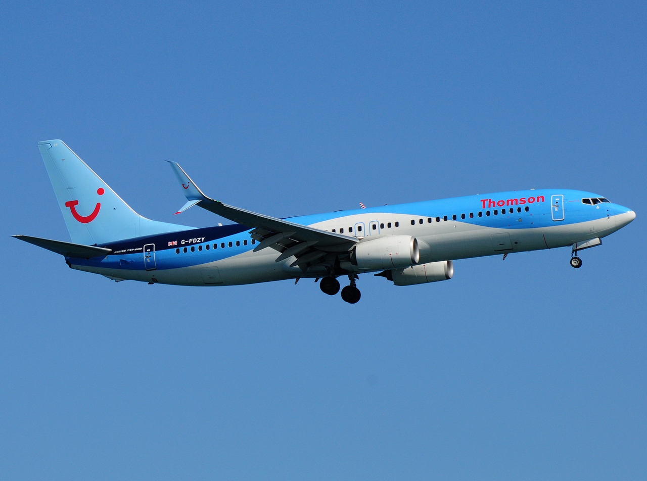 G-FDZY - 737-8K5(WL) - Thomson Airways - LCA - 21-08-2016