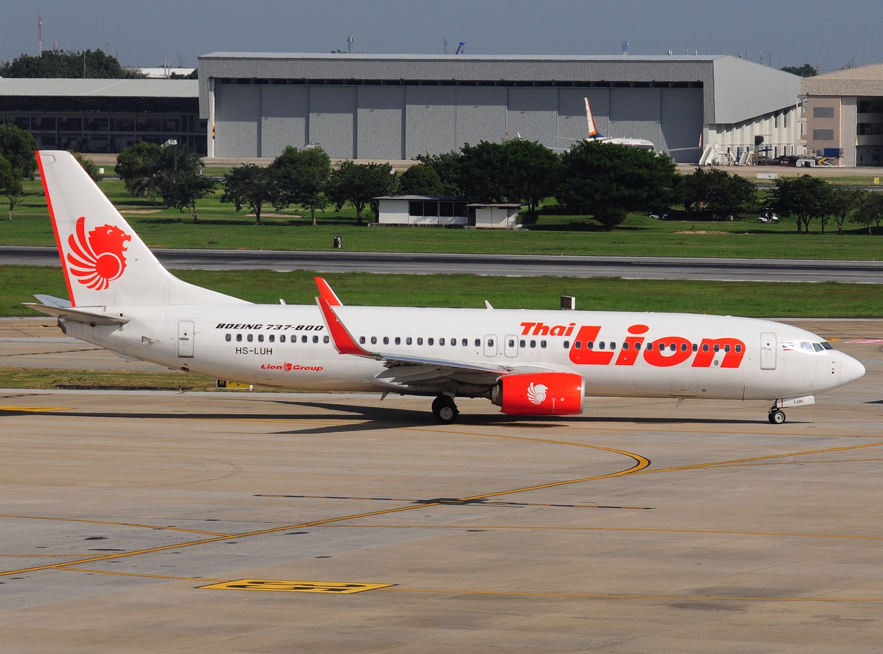 HS-LUH - 737-8GP(WL) - Thai Lion Air - DMK - 17-11-2016b