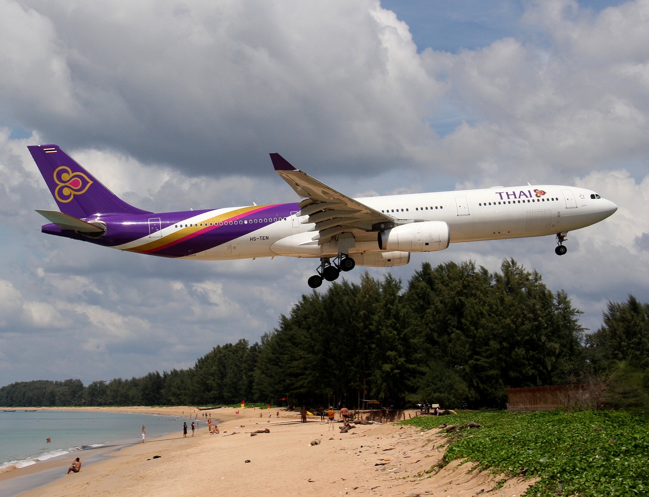 HS-TEN - A330-343 - Thai Airways International - HKT - 15-11-2016