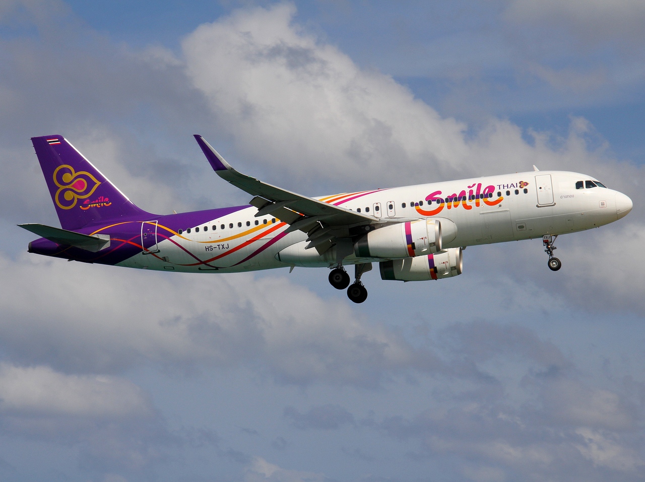 HS-TXJ - A320-232(WL) - Thai Smile - HKT - 15-11-2016