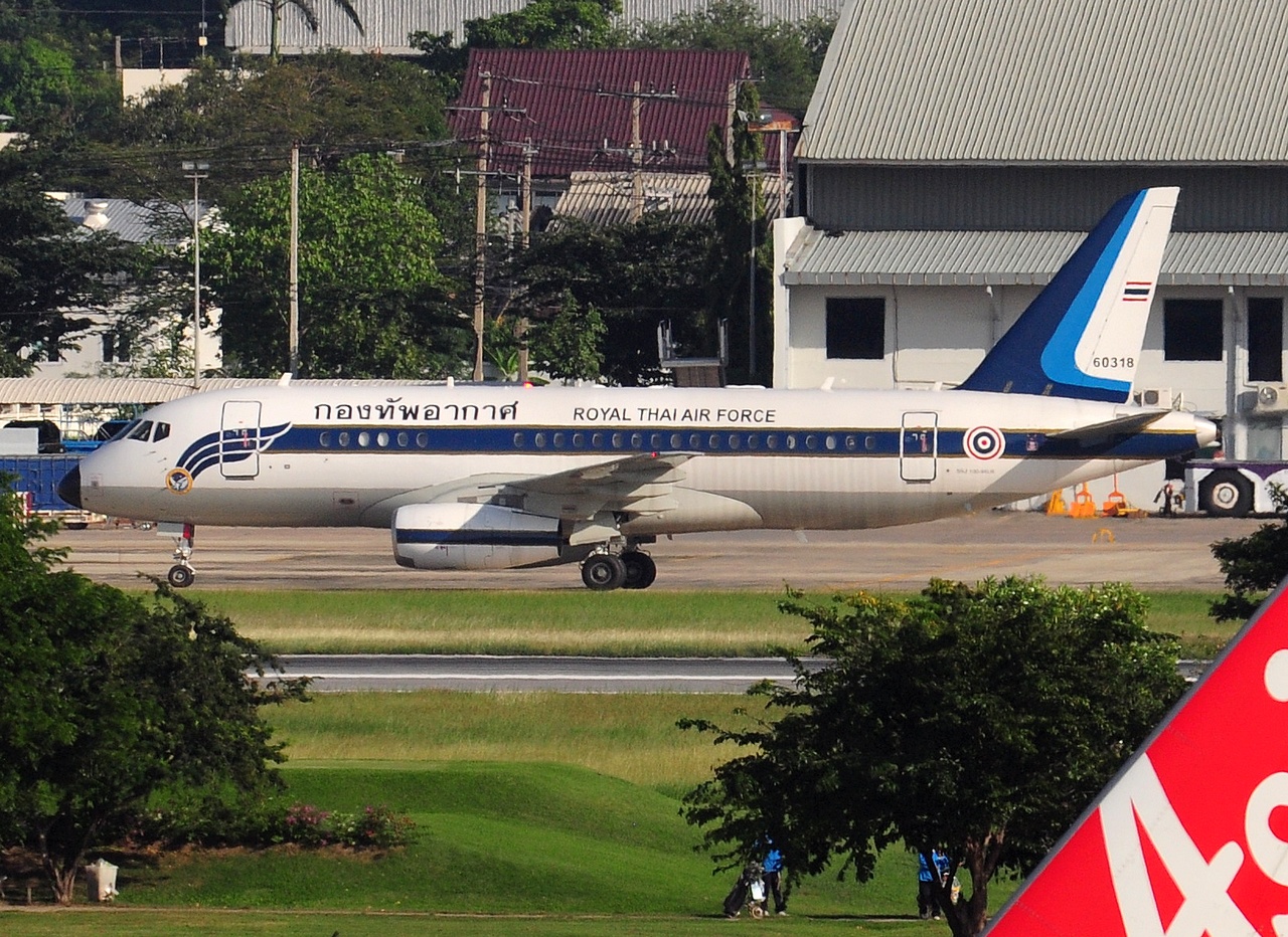 L18-2-59 (60318) - Superjet 100-95LR - Royal Thai Air Force - DMK - 17-11-2016