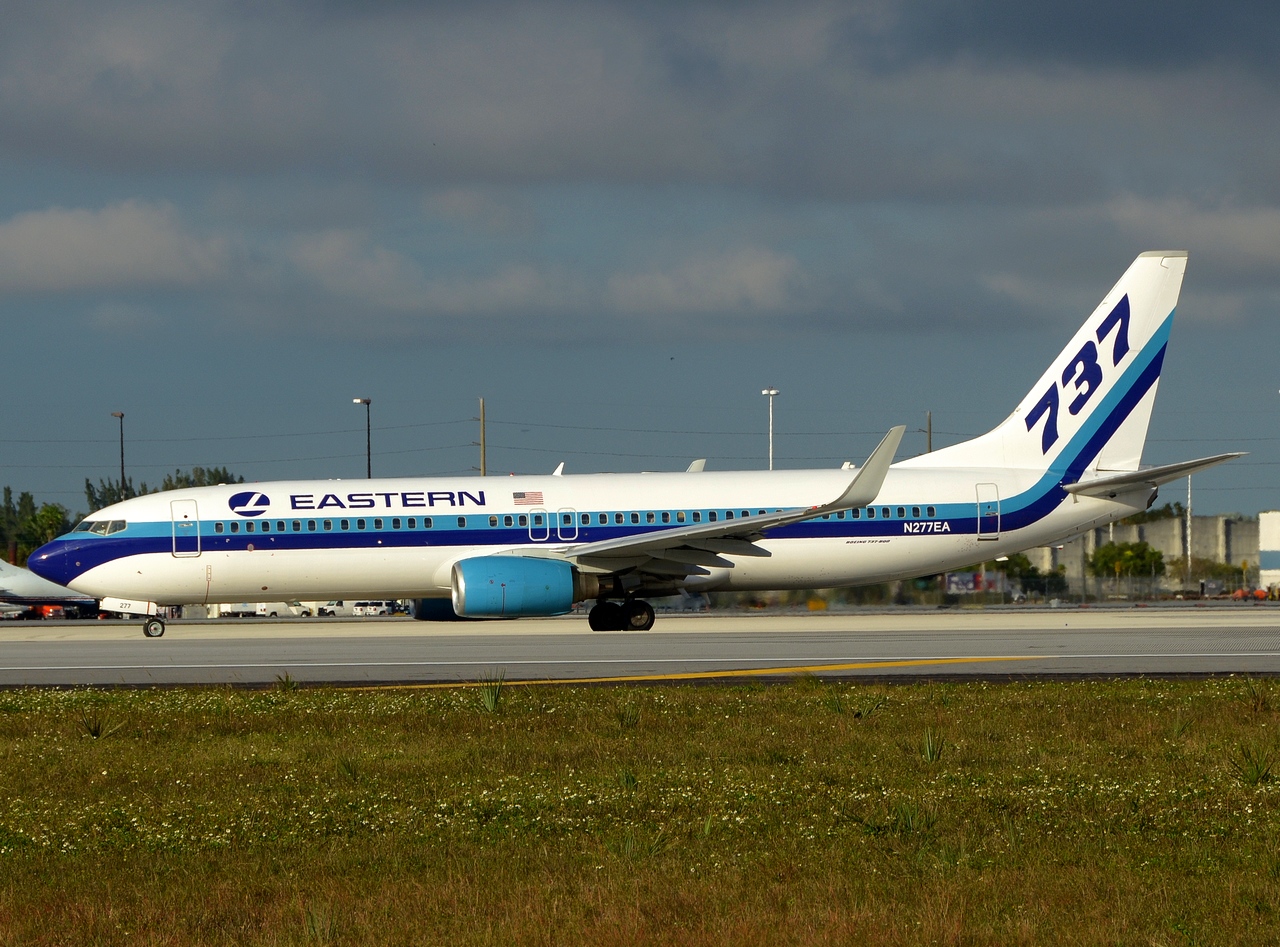 N277EA - 737-8CX(WL) - Eastern Air Lines - MIA - 31-01-2016