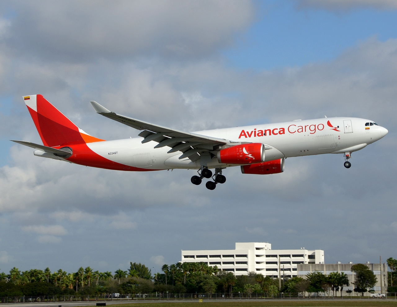 N334QT - A330-243F - Avianca Cargo - MIA - 02-02-2016