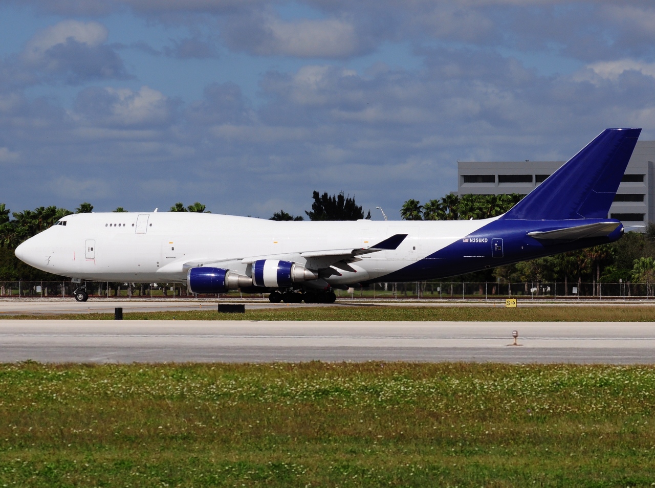 N356KD - 747-446 - Western Global Airlines - MIA - 02-02-2016c