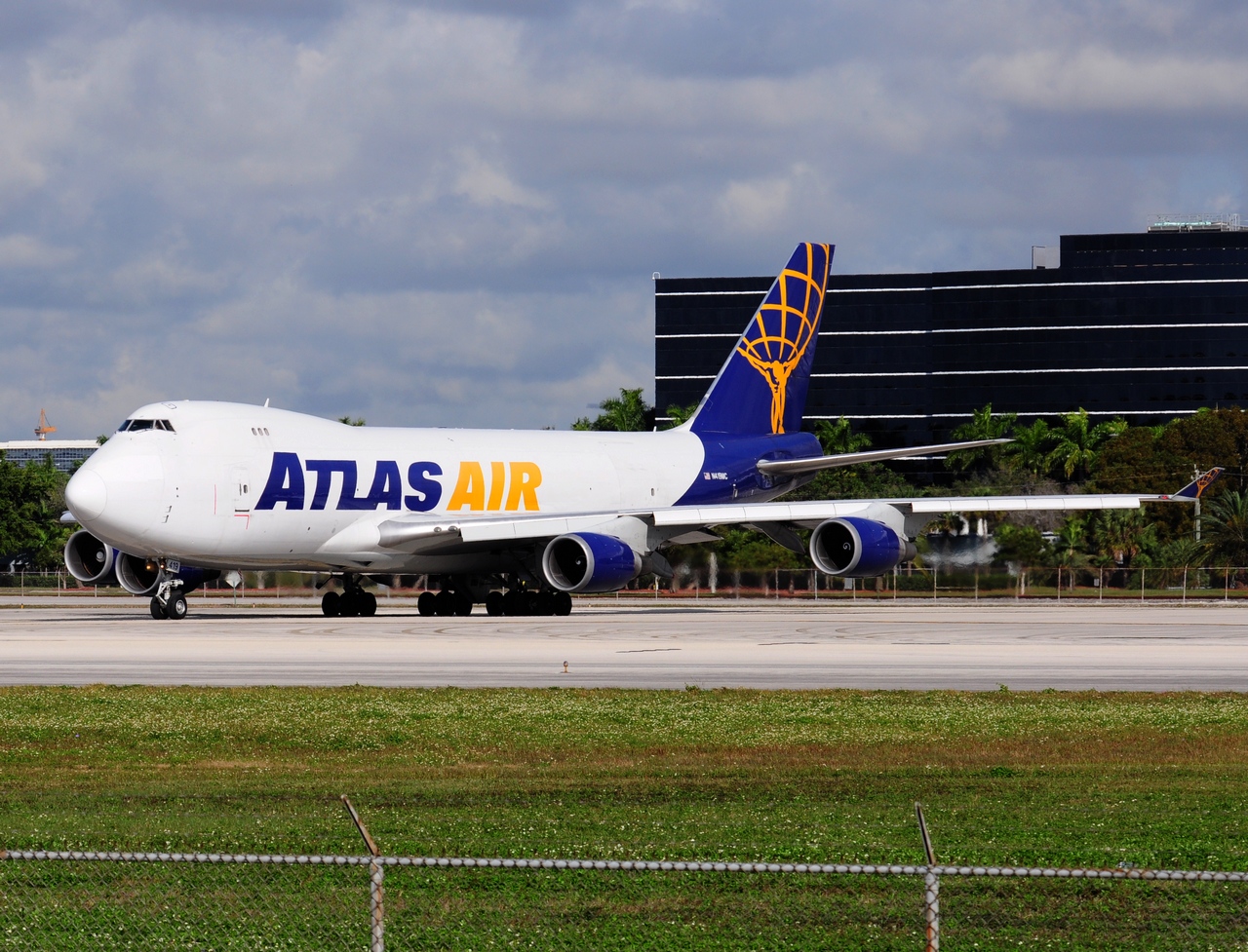 N419MC - 747-48EF - Atlas Air - MIA - 02-02-2016