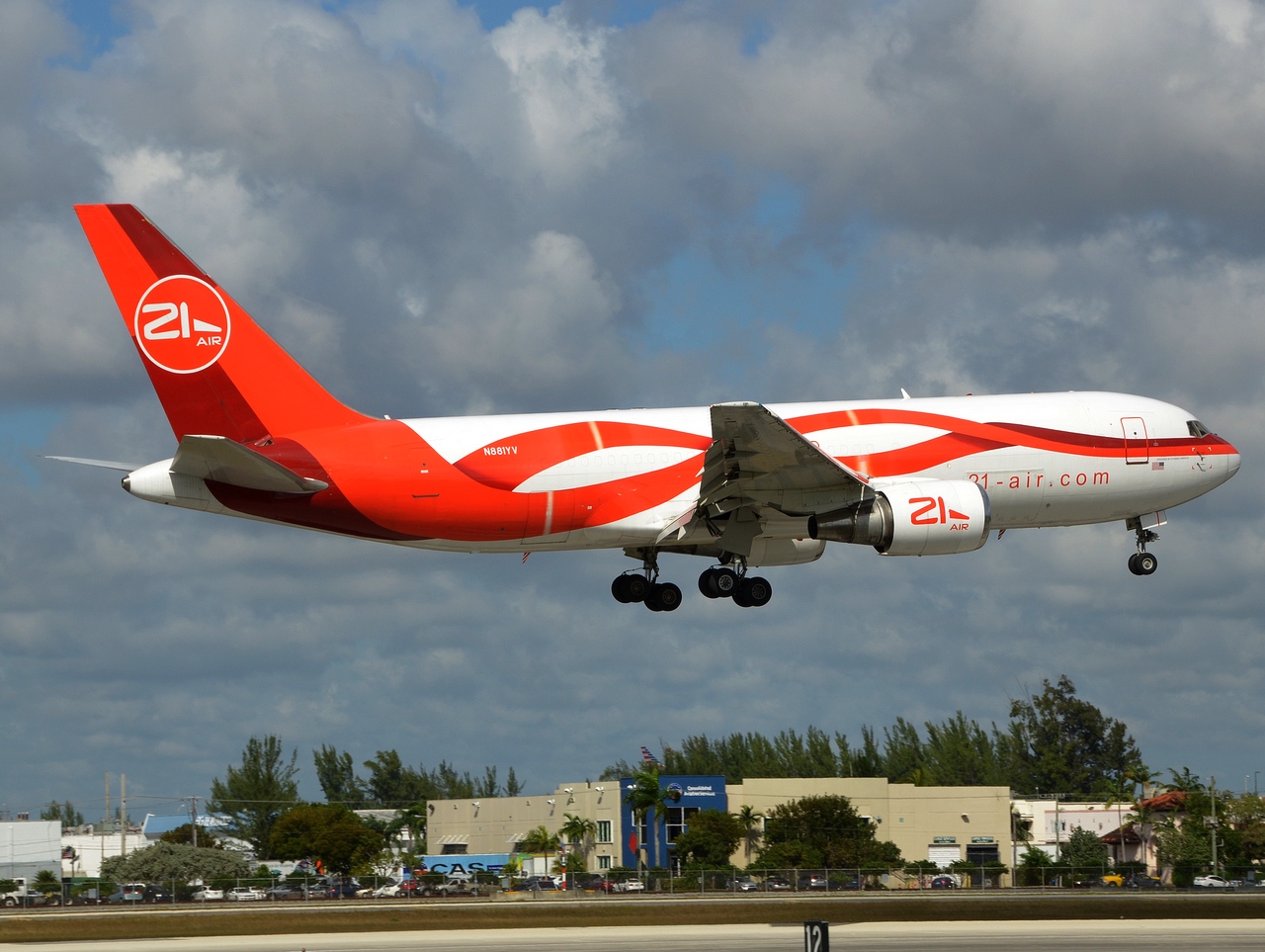 N881VY - B767-241 - 21Air - MIA - 02-02-2016b