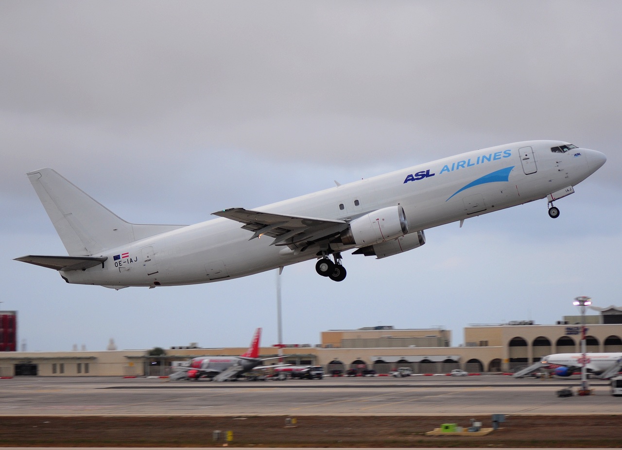 OE-IAJ - 737-476 - ASL Airlines Belgium - MLA - 23-08-2016