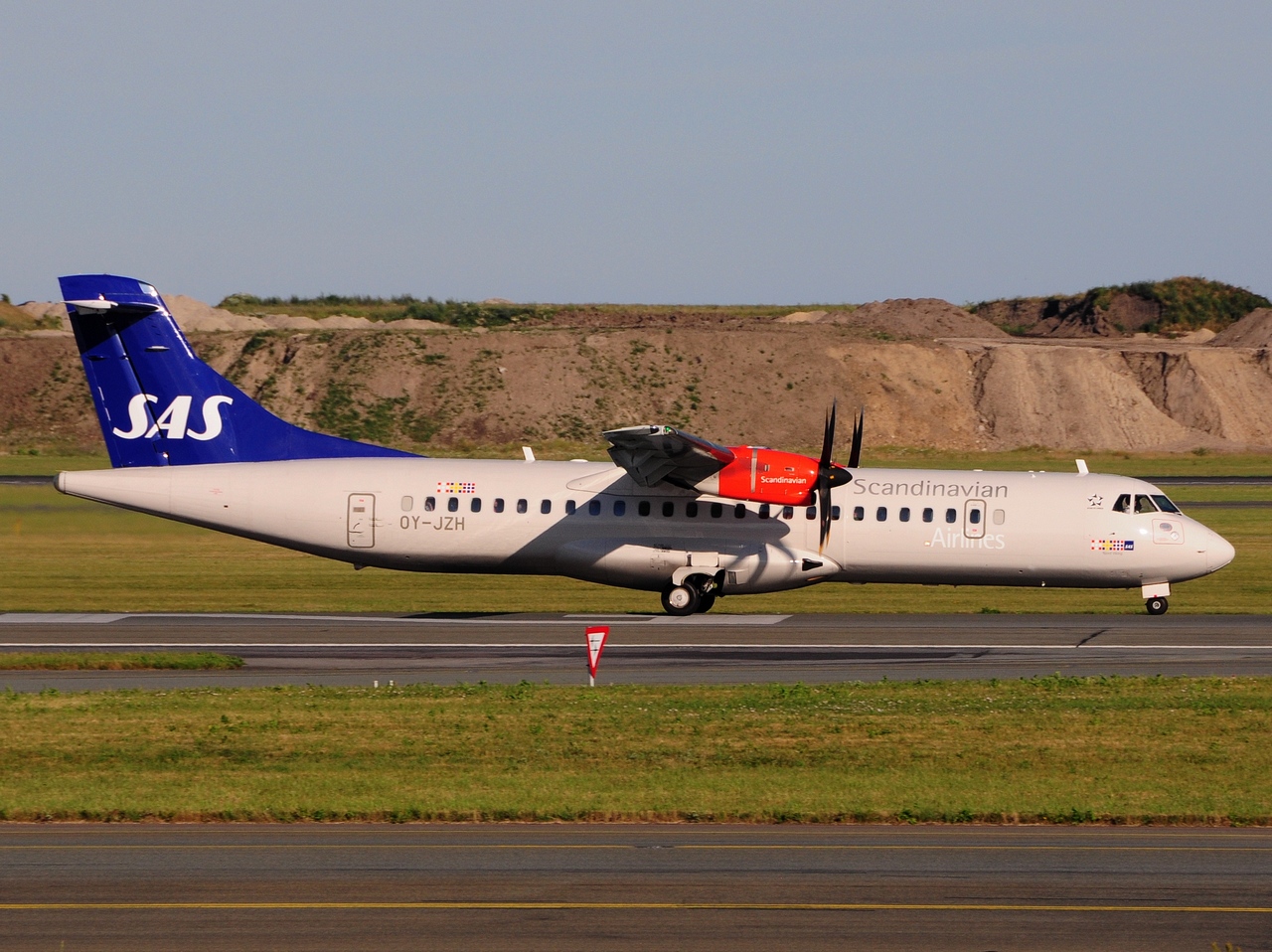 OY-JZH - ATR 72-600 (72-212A) - SAS Scandinavian Airlines - CPH - 26-06-2016