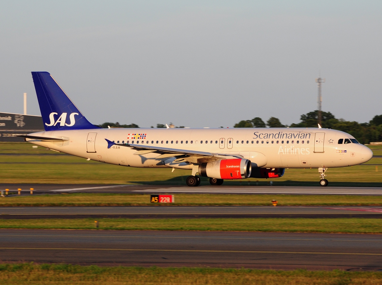 OY-KAW - A320-232 - SAS Scandinavian Airlines - CPH - 26-06-2016