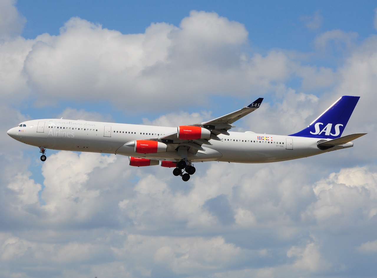 OY-KBC - A340-313 - SAS Scandinavian Airlines - CPH - 27-06-2016