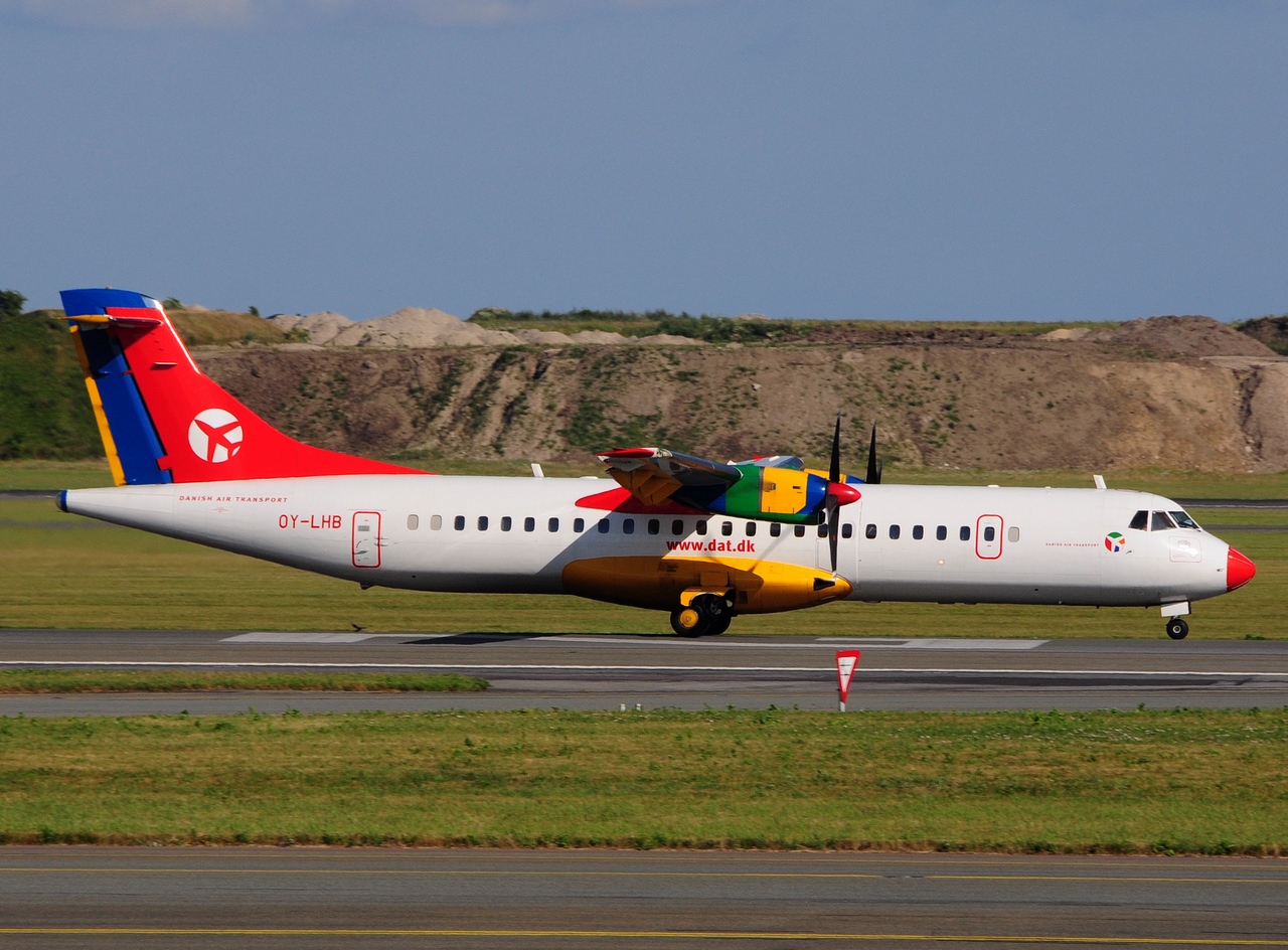 OY-LHB - ATR 72-202 - Danish Air Transport (DAT) - CPH - 26-06-2016
