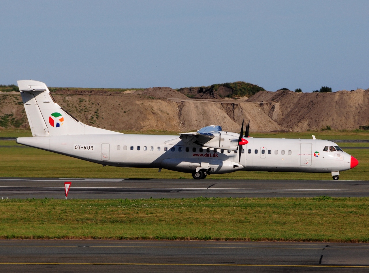 OY-RUR - ATR 72-201 - Danish Air Transport (DAT) - CPH - 26-06-2016