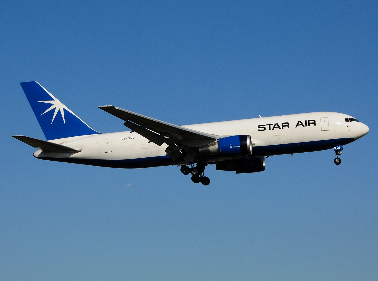 OY-SRO - 767-25E - Star Air - LIS - 22-06-2016