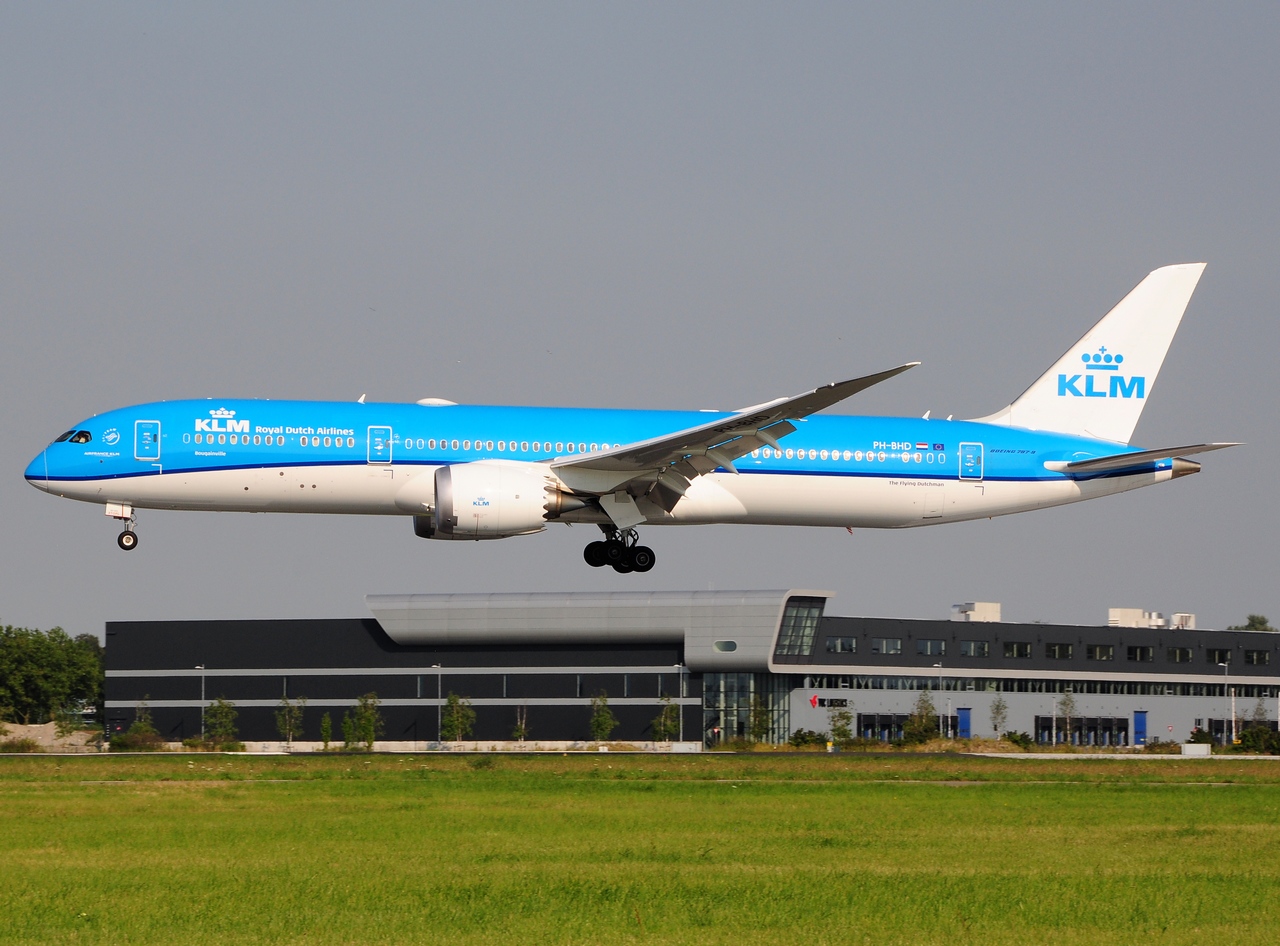 PH-BHD - 787-9 Dreamliner - KLM Royal Dutch Airlines - AMS - 19-07-2016