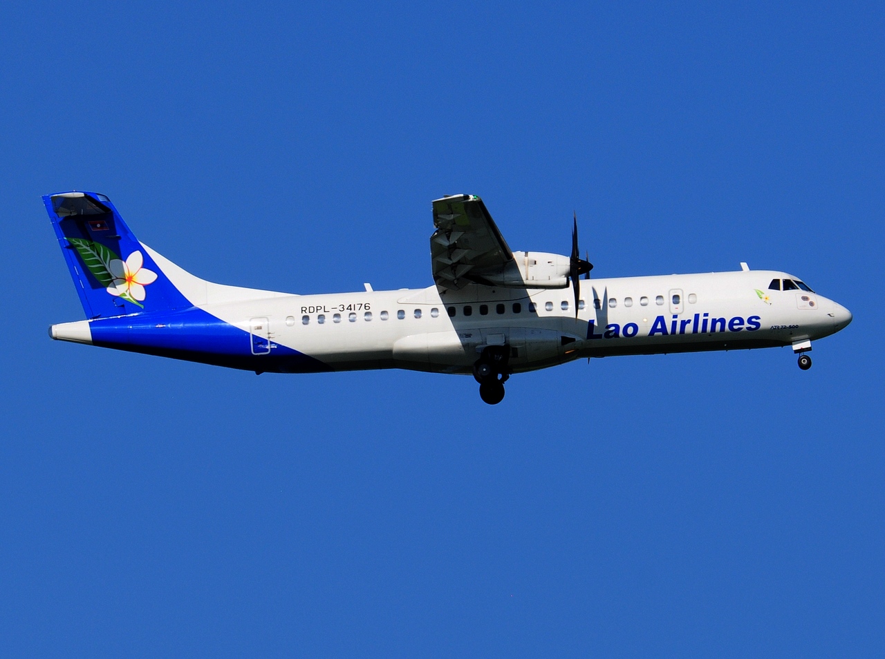 RDPL-34176 - ATR 72-500 (72-212A) - Lao Airlines - BKK - 12-11-2016