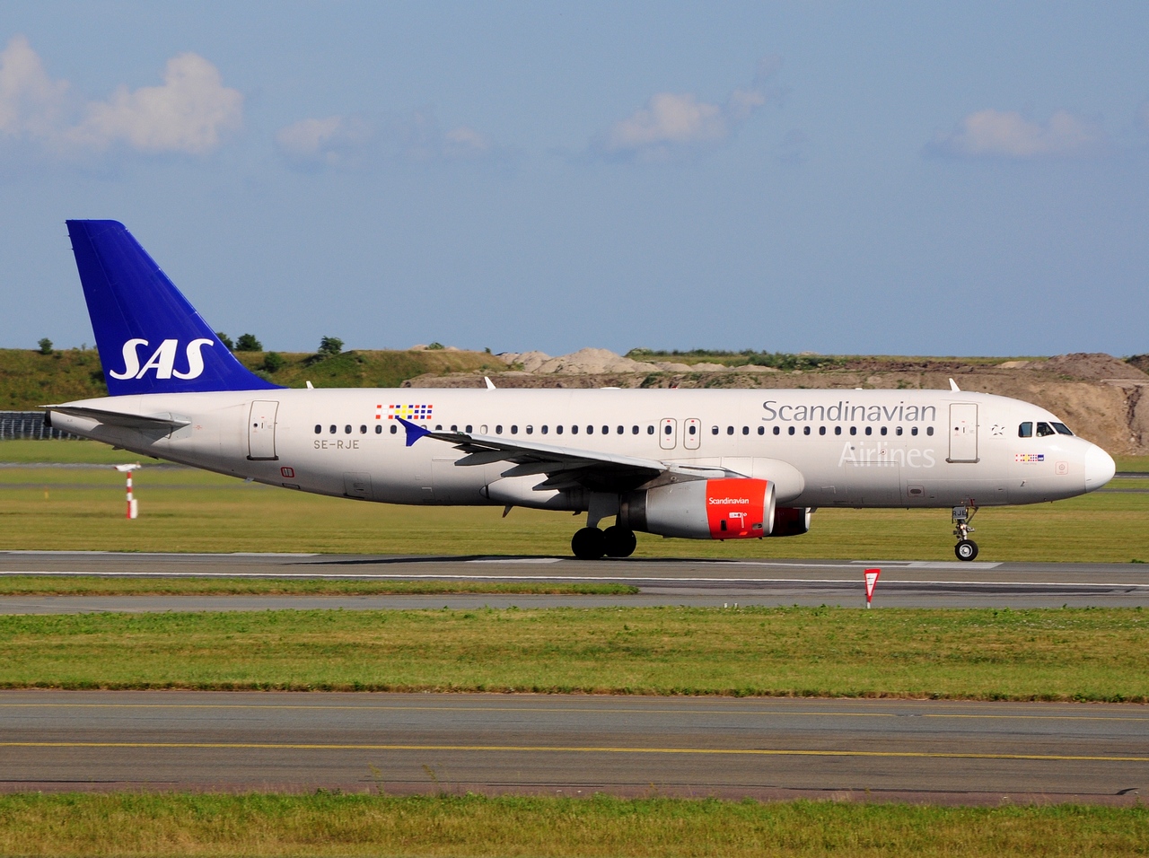 SE-RJE - A320-232 - SAS Scandinavian Airlines - CPH - 26-06-2016