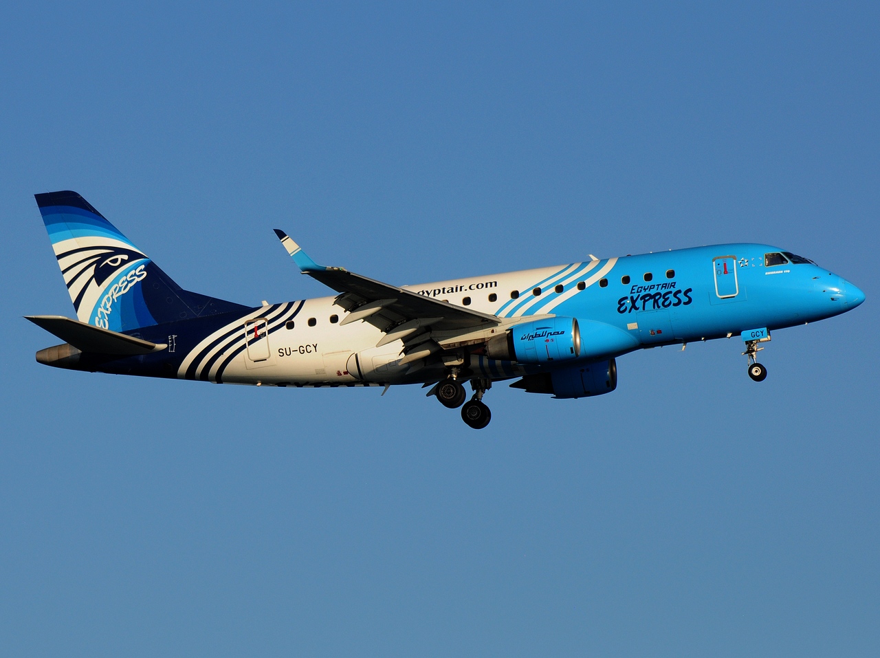 SU-GCY - ERJ-170LR (ERJ-170-100 LR)  - EgyptAir Express - LCA - 21-08-2016