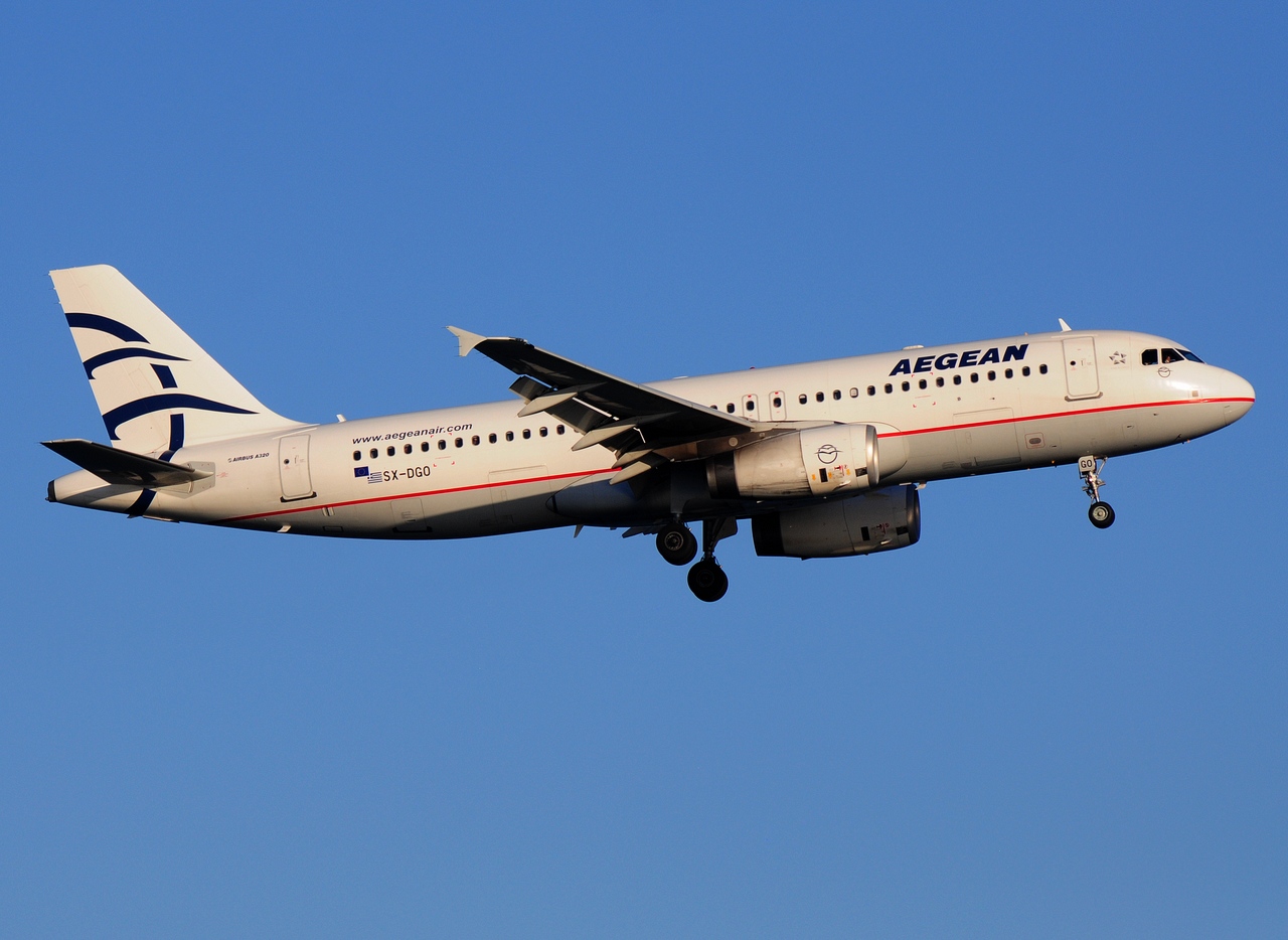 SX-DGO - A320-232 - Aegean Airlines - LCA - 21-08-2016