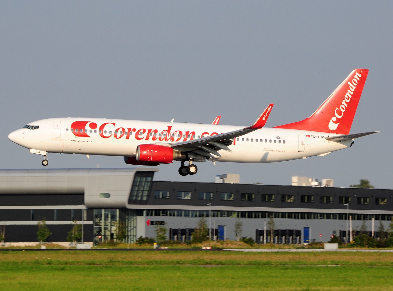TC-TJP - 737-8BK(WL) - Corendon Airlines - AMS - 19-07-2016