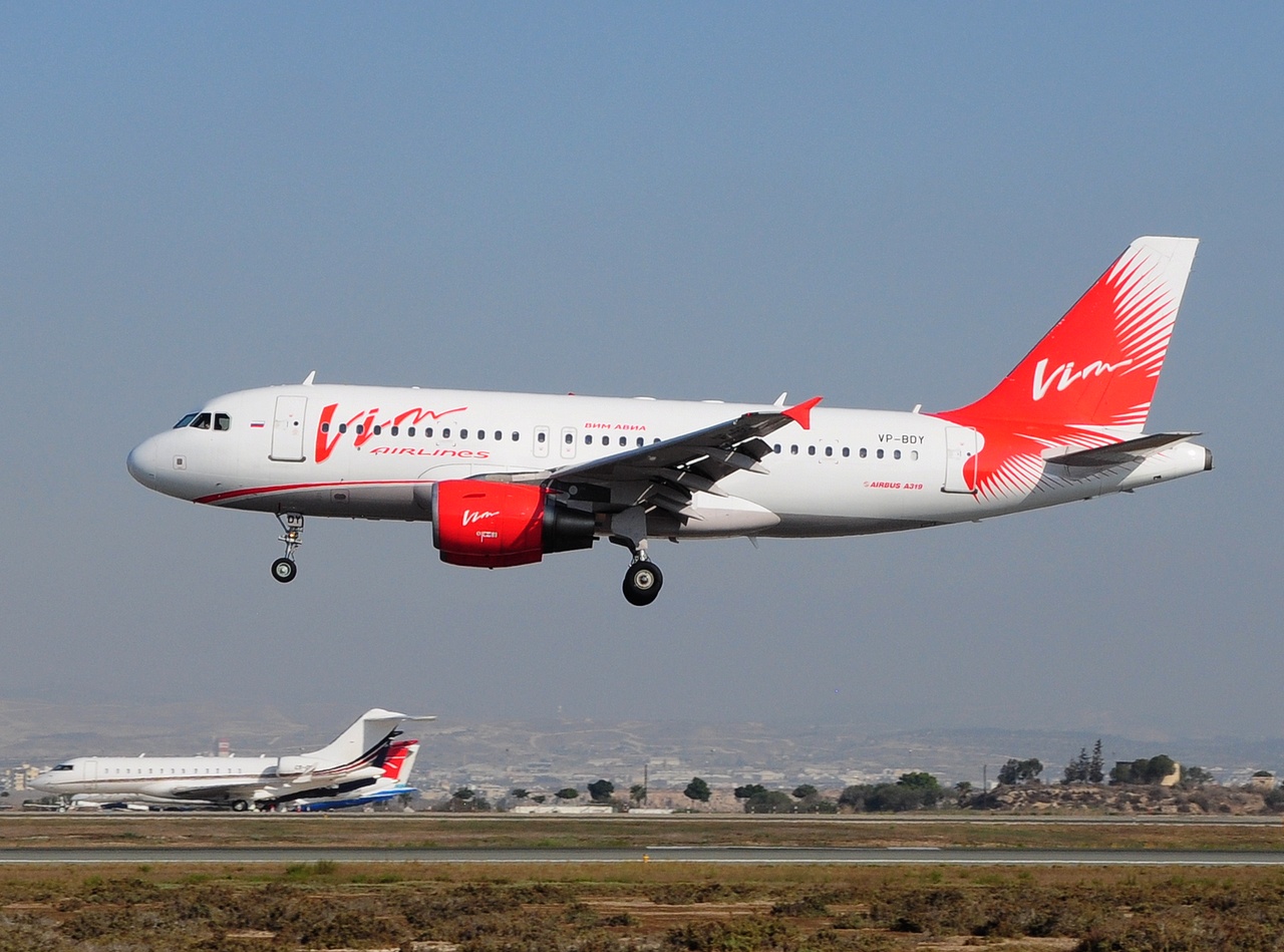 VP-BDY - A319-111 - VIM Airlines - LCA - 19-08-2016