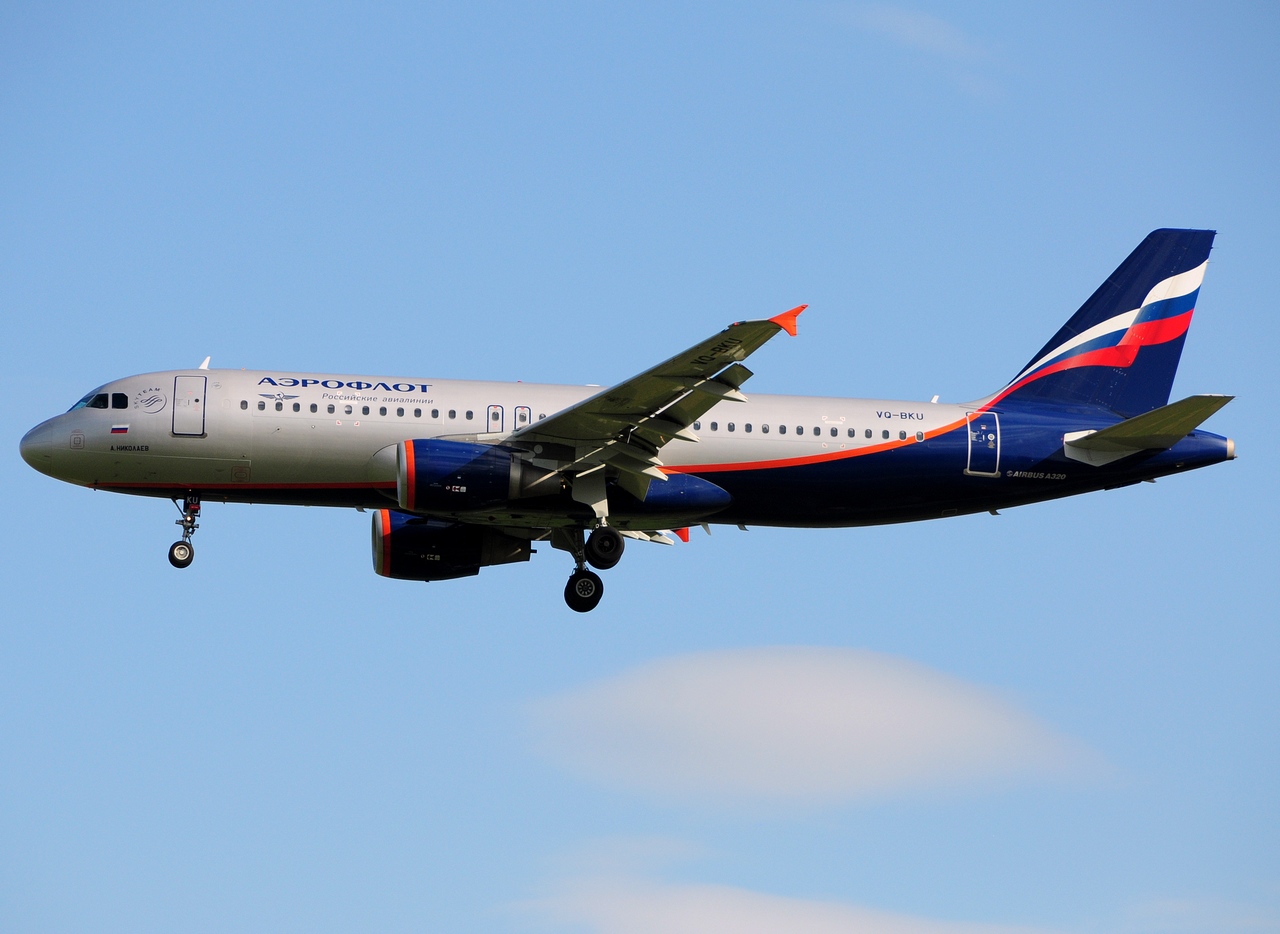 VQ-BKU - A320-214 - Aeroflot _ Russian Airlines - SVO - 02-06-2016