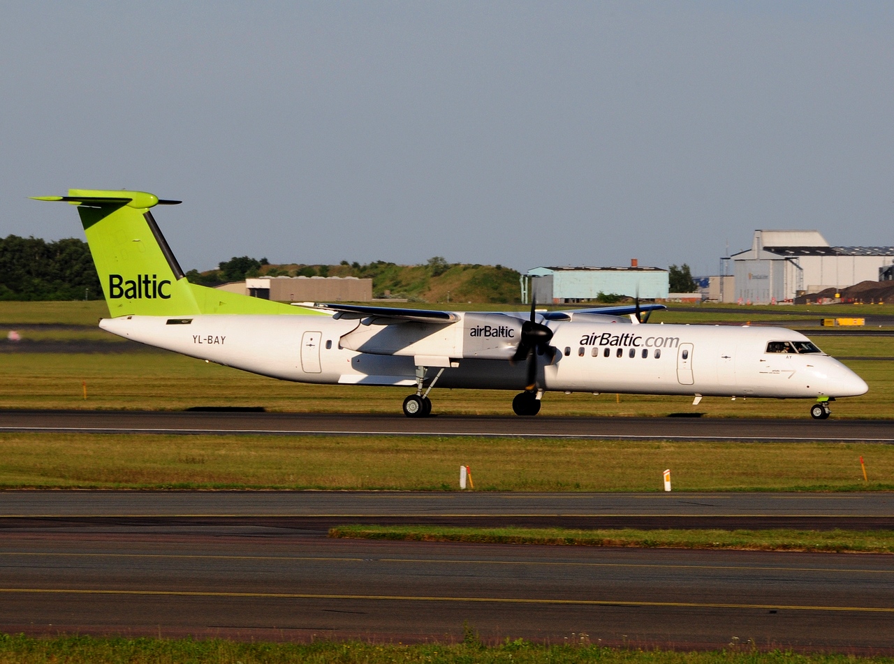 YL-BAY - DHC-8-402NG - Air Baltic - CPH - 26-06-2016