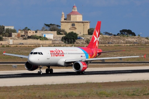 9H-AEQ - A320-214 - Air Malta - MLA - 24-08-2016