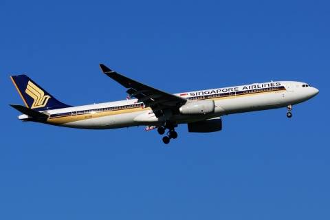 9V-SSB - A330-343 - Singapore Airlines - BKK - 12-11-2016