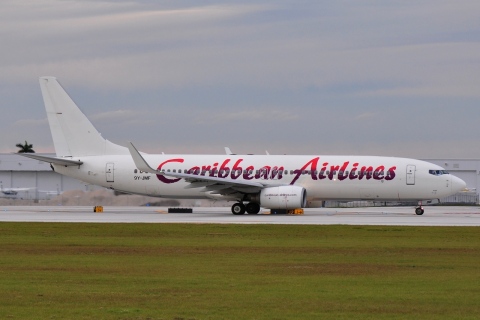 9Y-JMF - 737-8Q8(WL) - Caribbean Airlines - FLL - 30-01-2016