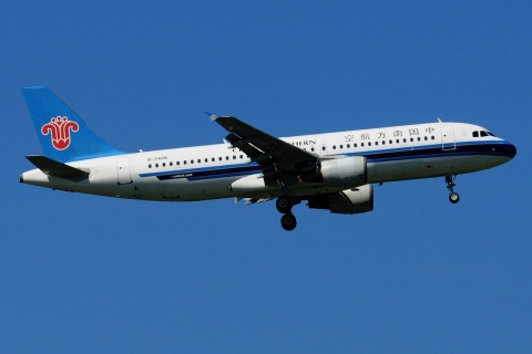 B-2408 - A320-214 - China Southern Airlines - BKK - 12-11-2016