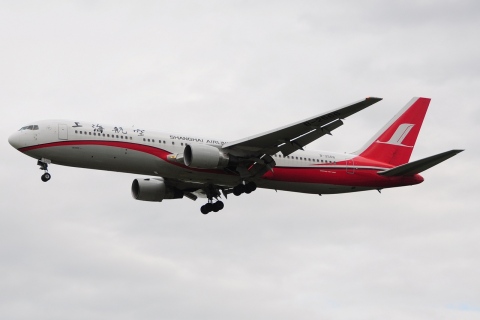 B-2566 - 767-36D(ER) - Shanghai Airlines - SVO - 02-06-2016