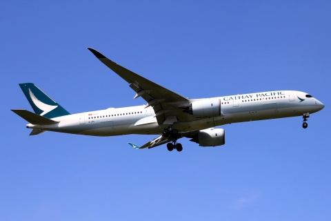 B-LRC - A350-941 - Cathay Pacific Airways - BKK - 10-11-2016b