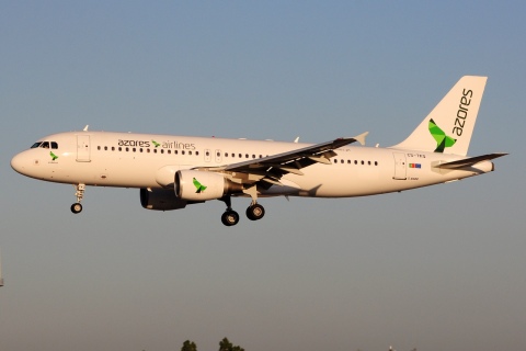 CS-TKQ - A320-214 - Azores Airlines - LIS - 22-06-2016