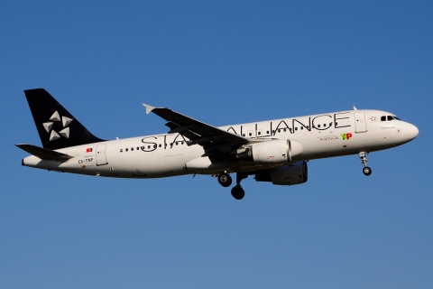CS-TNP - A320-214 - TAP _ Air Portugal - LIS - 22-06-2016
