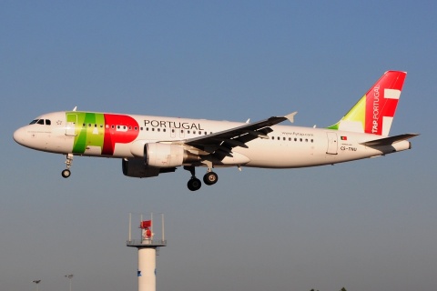 CS-TNU - A320-214(WL) - TAP _ Air Portugal - LIS - 22-06-2016