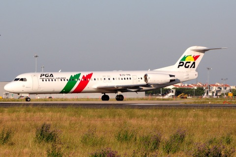 CS-TPA - Fokker 100 - Portugalia - LIS - 22-06-2016b