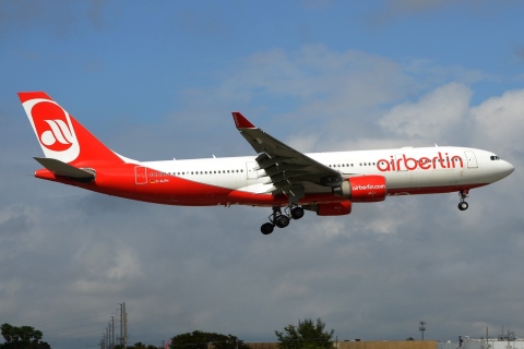 D-ALPH - A330-223 - Air Berlin - MIA - 31-01-2016