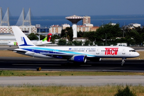 D4-CBP - 757-2Q8 - TACV Cabo Verde Airlines - LIS - 22-06-2016