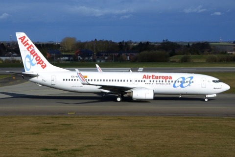 EC-IDT - 737-86Q(WL) - Air Europa - LGG - 28-03-2016b