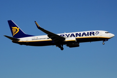 EI-DHX - 737-8AS(WL) - Ryanair - LIS - 22-06-2016
