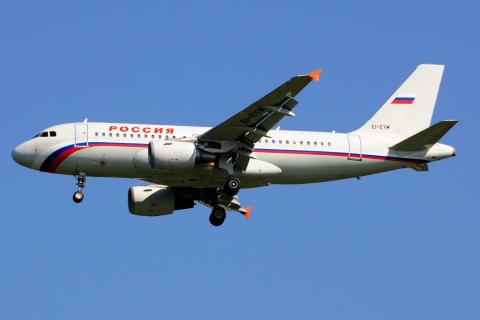 EI-EYM - A319-111 - Rossiya _ Russian Airlines - VKO - 04-06-2016