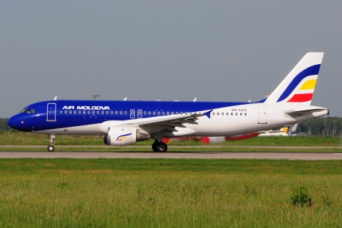 ER-AXV - A320-211 - Air Moldova - DME - 03-06-2016