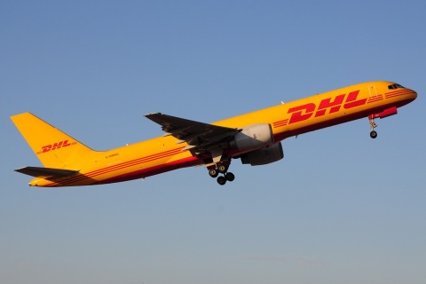 G-BMRG - 757-236 - DHL Air - MLA - 24-08-2016