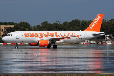 G-EZTX - A320-214 - easyJet - MLA - 25-08-2016