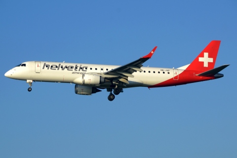 HB-JVP - ERJ-190LR (ERJ-190-100 LR) - Helvetic Airways - BRU - 29-12-2016