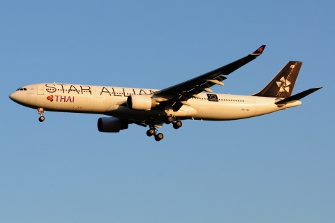 HS-TEL - A330-322 - Thai Airways International - BKK - 11-11-2016
