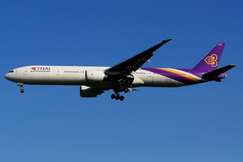 HS-TKZ - 777-3D7(ER) - Thai Airways International - BKK - 11-11-2016