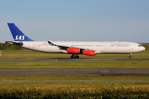 LN-RKG - A340-313 - SAS Scandinavian Airlines - CPH - 26-06-2016b