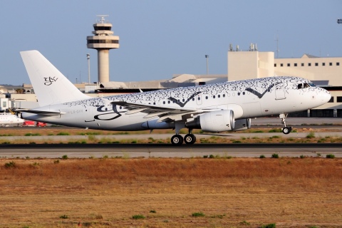 LX-GVV - A319-115CJ - Global Jet Luxembourg - PMI - 29-08-2016